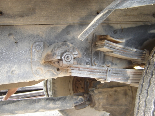 ขายรถหกล้อ195 แรงม้า ยาว 7 เมตร ราคา 500000 บาท โทร 0892406621