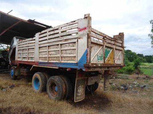 ขายด่วนรถสิบล้อFN515เครือง6D17เกียร์10สปีท2เพลาหลงโบว์