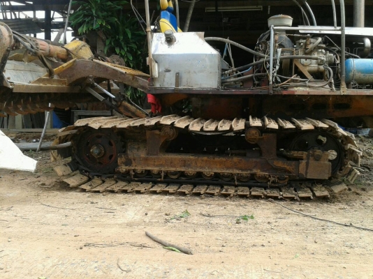 ขายรถตีดิน เครื่อง Isuzu 6SD/270 แรง ปั้ม ไดกิ้น 22 หางตี ยูซิดะ