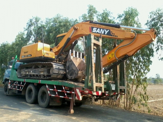 คุณแหม่มคนสวยขายรถถูกๆอีกแล้วครับโทร0853689663