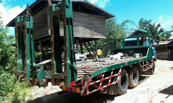 คุณแหม่มคนสวยขายรถถูกๆอีกแล้วครับโทร0853689663