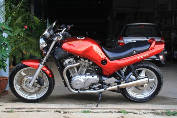 ขาย VX 800 CC  สีใหม่ ทะเบียนแท้พร้อมโอน 59000  รับแลก