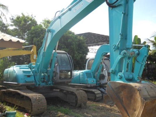 รถเก่านอก sk 200-3 สนใจโทร 092-3309229 อี๊ดสองห้อง