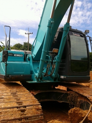 ขายรถแบคโฮKOBELCO sk 200-8 YN-12 7,xxx ชม.รถสวยพร้อมใช้