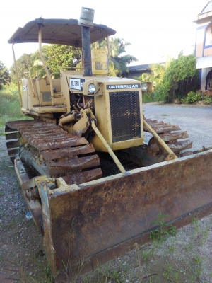ขายรถแทรคเตอร์ CAT  D 3 B ตีนเป็ดรถสวยพร้อมใช้ราคาถูก
