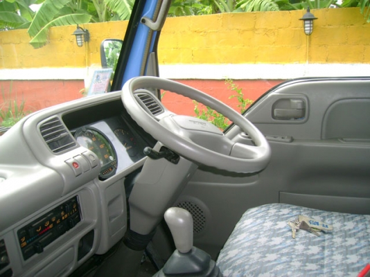 ISUZU NKR 66 E หัวการ์ตูน เครื่อง 4 HF1 120cแรง บรรทุกไม่ติดเวลา ISUZU NKR 66 E หัวการ์ตูน เครื่อง 4 HF1 120cแรง บรรทุกไม่ติดเวลา