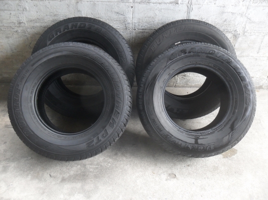 ยาง DUNLOP 245/70R16 ปี11 สวยๆ 4 เส้น ราคา 2500 บาท