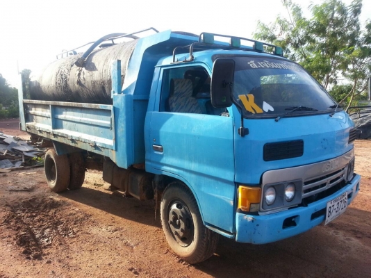 รถดั้ม 6 ล้อ พร้อมถังน้ำและเครื่องสูบ สภาพดีพร้อมใช้งาน