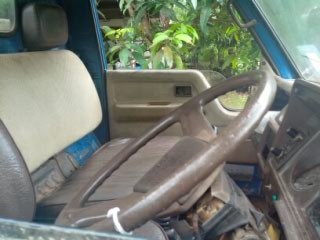 TOYOTA BU87 เครื่อง 14 B 115แรง ปี33 TOYOTA BU87 เครื่อง 14 B 115แรง ปี33