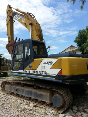 โกเบลโก้ SK 200-1 มาคทรี เก่าญี่ปุ่นแท้ ถูกเหลือเชื่อ 090-986-2521