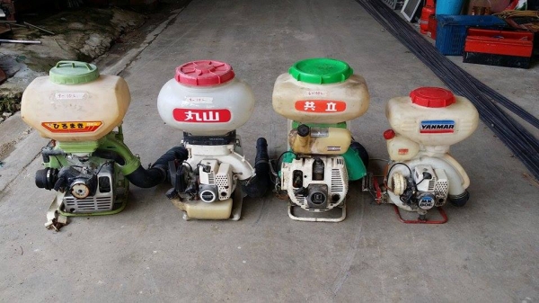 เครื่องฉีดพ่นยา เก่าญี่ปุ่น แบบกระเป๋าสะพาย เครื่องยนต์เบนซิน หลายขนาด สภาพดี