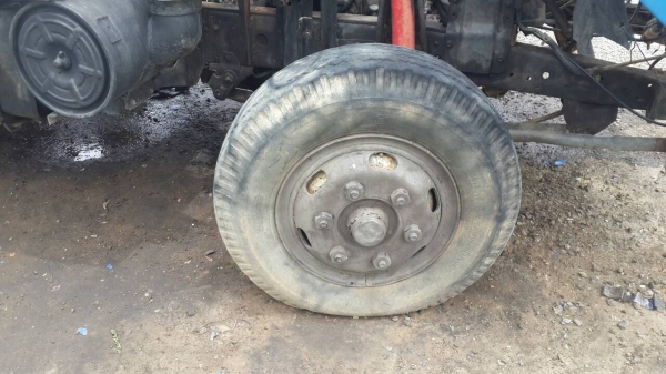 รถหกล้อดั้ม isuzu ks 110 ดั้ม 8 ตัน Fหน้าFหลัง พวงมาลัย เพาเวอร์