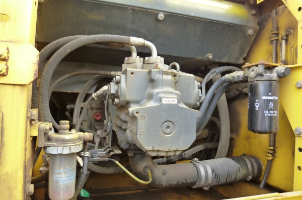 Komatsu PC200LC-7 บูมยาวพิเศษ 18 เมตร นำเข้าจากญี่ปุ่น ถึงไทยเร็ว ๆ นี้