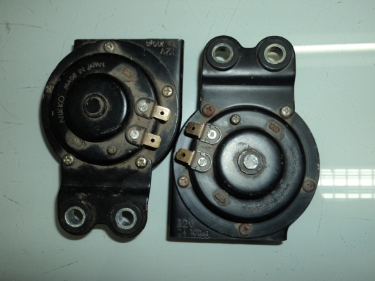 แตร K-125 จำนวน  2  อันสุดท้าย โทร.081-005-8785