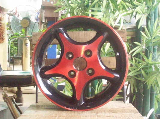 ล้อแม็กสวยๆ ใหม่ 4 รู 100 ขอบ 13 ราคาไม่แพง