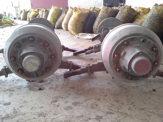 เพลา york พร้อมเเหนบ เพลา york พร้อมเเหนบ