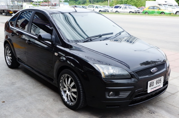 FORD FOCUS 2.0S ปี 2006 ตัว TOP สุด AUTO รถสวย มี ARIBAG คู่หน้า เบรคระบบ ABS เครื่องแน่นๆวิ่งดี ช่วงล่างดี แอร์เย็น เบาะหนังสภาพดี ล้อ MAX แต่งสวยๆ กระจกไฟฟ้า รถไม่มีอุบัติเหตุหนัก รถพร้อมใช้งาน สีสวย จัดไฟแนนได้ FORD FOCUS 2.0S ปี 2006 ตัว TOP สุด AUTO รถสวย มี ARIBAG คู่หน้า เบรคระบบ ABS เครื่องแน่นๆวิ่งดี ช่วงล่างดี แอร์เย็น เบาะหนังสภาพดี ล้อ MAX แต่งสวยๆ กระจกไฟฟ้า รถไม่มีอุบัติเหตุหนัก รถพร้อมใช้งาน สีสวย จัดไฟแนนได้