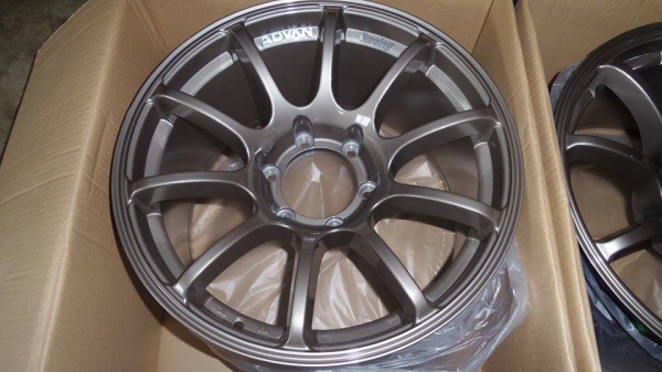 ขายล้อใหม่มือหนึ่ง advan rs ขอบ18 ขายล้อใหม่มือหนึ่ง advan rs ขอบ18