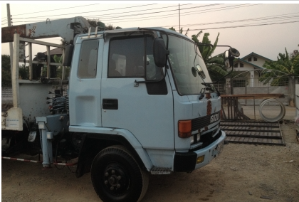 ขาย6 ล้อ มีเครนท้องวี 3.3  มีสไล