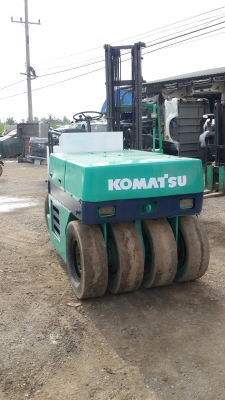 รถบด komatsu jw33-2 รถบด komatsu jw33-2