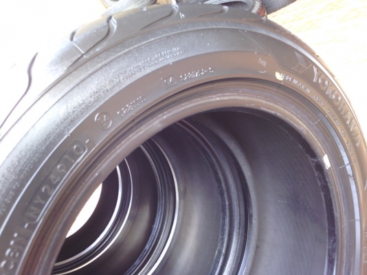 ยาง\%195/55/15 (ชุด4เส้น/ขาย3,800.บ)yakahama.(japan)S.drive(ปี10)