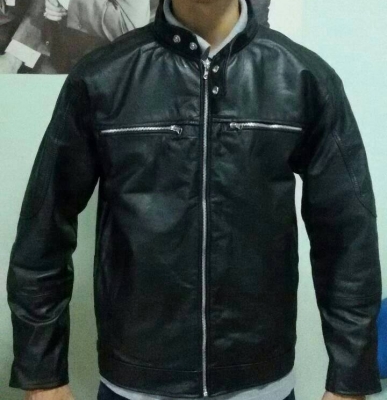 ขายเสื้อหนังแท้ของใหมทุกตัว มีสีดำ/น้ำตาล มีทุกไซส์ครับ