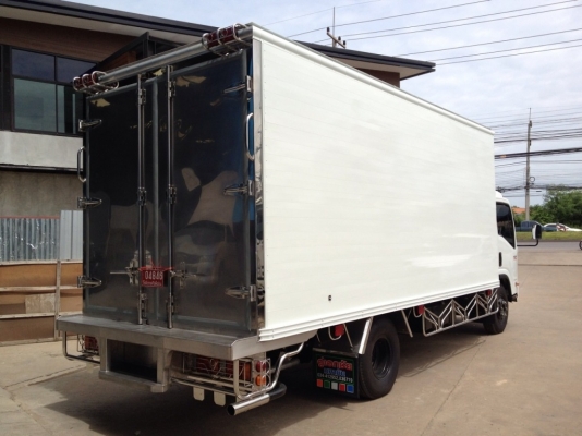 ขาย รถบรรทุกอีซูซุ ทุกรุ่นครับ ขาย รถบรรทุกอีซูซุ ทุกรุ่นครับ