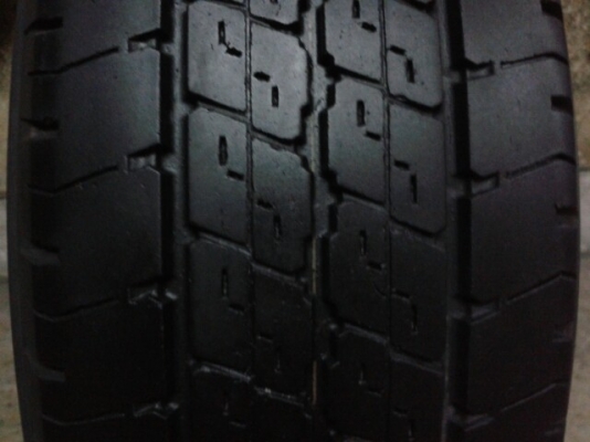 ขาย ยาง 215-70-15