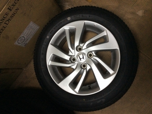 ขายแม็กป้ายแดงพร้อมยางJazz 2014 ใหม่ๆสดๆ