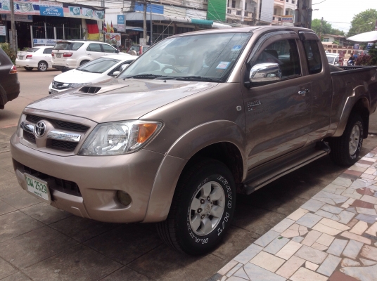 ขายวีโก้ 4x4 wd 2.5 E รถสวยสุดๆ ยางใหม่ๆ สวยๆๆๆ ใครหาไปใช้ไม่ผิดหวัง