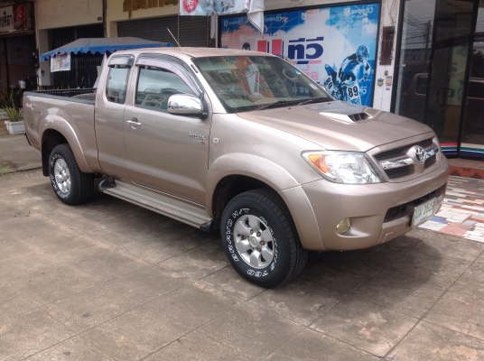 ขายวีโก้ 4x4 wd 2.5 E รถสวยสุดๆ ยางใหม่ๆ สวยๆๆๆ ใครหาไปใช้ไม่ผิดหวัง