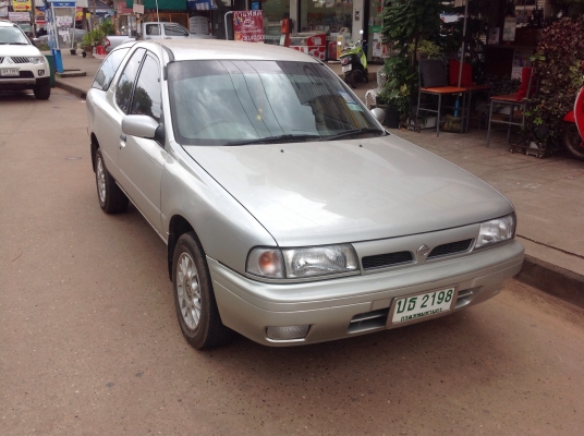 Nissan NV wingrond auto มือเดียวไม่เคยติดแก็ส สวย