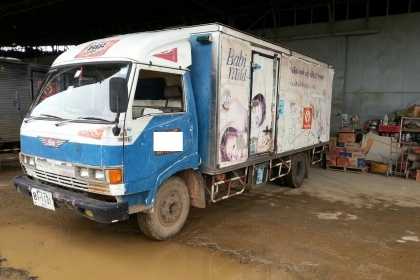 ขาย KM779 117 แรง ปี33 ง 3 บาน 5.5 m พร้อมใช้ โทร 088-4501277