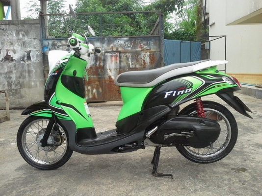 Fino ลายสปอร์ต สีดำ-เขียว-ขาว สวยๆราคาถูกครับ