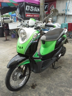 Fino ลายสปอร์ต สีดำ-เขียว-ขาว สวยๆราคาถูกครับ