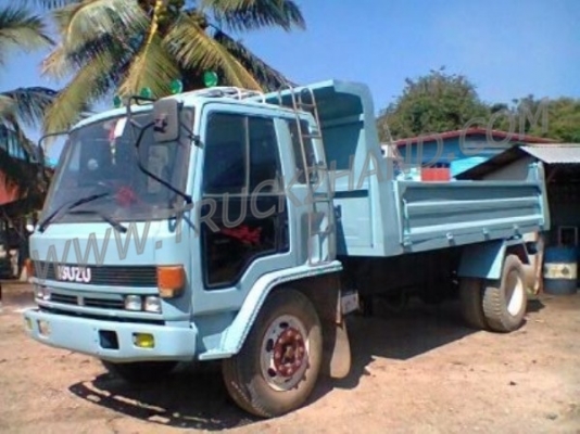 ISUZU 6 ล้อดัมพ์ดิน 175 แรงม้า พร้อมใช้งาน