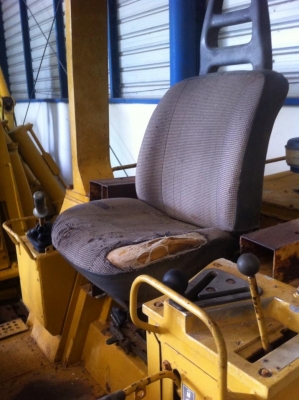 ขาย CAT 953 โทร 098-858-5524 สามภพ ครับ ขาย CAT 953 โทร 098-858-5524 สามภพ ครับ