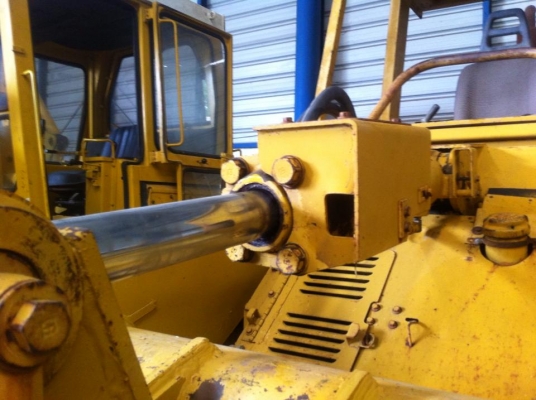 ขาย CAT 953 โทร 098-858-5524 สามภพ ครับ ขาย CAT 953 โทร 098-858-5524 สามภพ ครับ