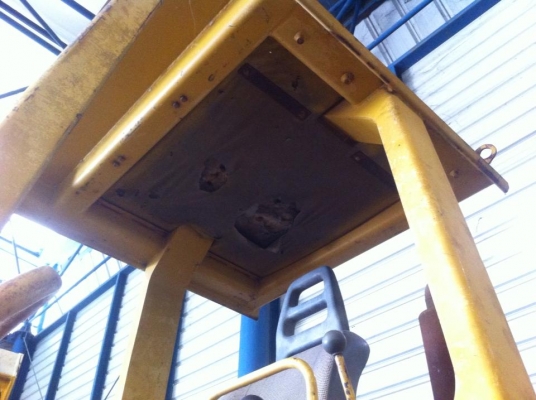 ขาย CAT 953 โทร 098-858-5524 สามภพ ครับ ขาย CAT 953 โทร 098-858-5524 สามภพ ครับ