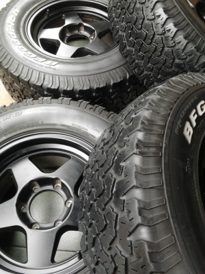 Lenso กว้าง8 ออฟ10 + BF All 265/70/16 ปี10 สวยๆ 1ชุด