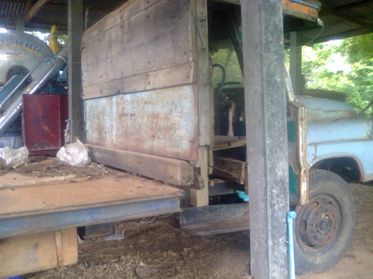 ขายรถเทเลอร์หกล้อหัวยาวหางปลาขึ้นรถเกี่ยวราคา195000บาท