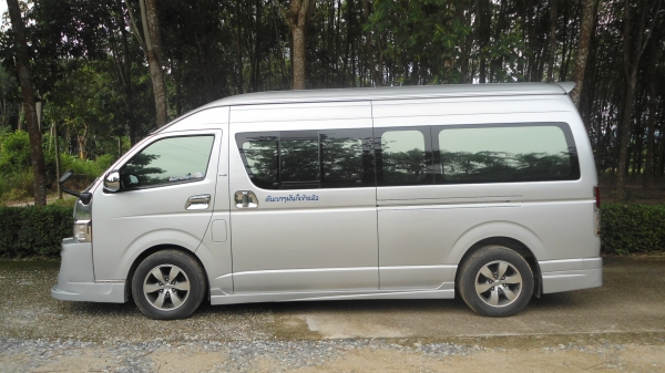 รถตู้สภาพสวยๆครับรถ ปี  07  ครับ