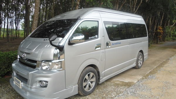 รถตู้สภาพสวยๆครับรถ ปี  07  ครับ