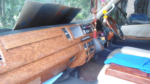 รถตู้สภาพสวยๆครับรถ ปี  07  ครับ