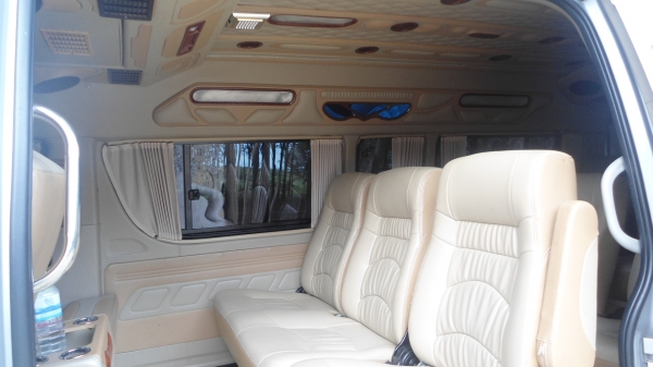 รถตู้สภาพสวยๆครับรถ ปี  07  ครับ