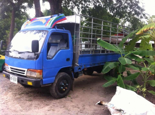 ต้องการขายรถ6ล้ออีซูซุปี48สภาพพร้อมใช้สนใจติดต่อด่วน