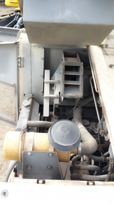 รถกวาดพื้น HOWA HF66A