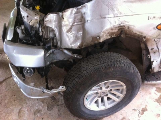 ขาย Ford everest 3.0 t auto 4x4 ปี 05 ซาก ทบ.ไม่ขาดพร้อมโอน ขาย Ford everest 3.0 t auto 4x4 ปี 05 ซาก ทบ.ไม่ขาดพร้อมโอน