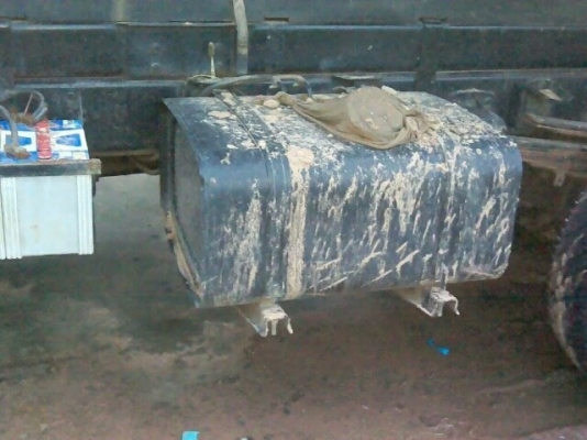 ขายดั้ม HINO เครื่องHO7C 185แรง เครื่องดี แคชซีสวย ยาง825ขอบ16 พ.เพาเวอร์ เบรกทิฟฟี่ ภายในสวย แอร์เย็น เอกสารพร้อมโอน สนใจโทร 090-8588220คุณนะ หรือ www.truck.in.th/498