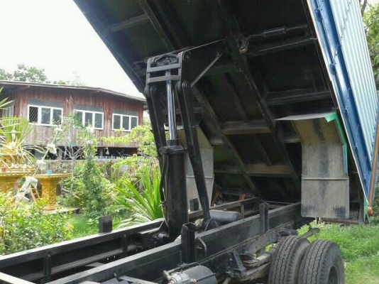 ขาย 115 ดั้มกะบอก 6 ตัน สวยๆ ขาย 115 ดั้มกะบอก 6 ตัน สวยๆ